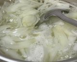 大根と玉ねぎなめこの味噌汁作り方2写真