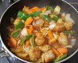 薄切肉が角切肉に大変身！！やわらか酢豚　作り方9写真