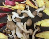 さつま芋としめじの粒マスタード炒め作り方4写真