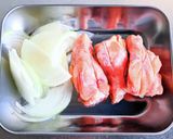 チキンとマッシュルームのココナッツ煮込み作り方1写真