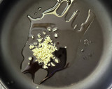 簡単✨サバ缶ときのこのトマトソースパスタ作り方4写真