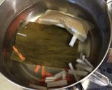 玉ねぎとえのきだけとお麩の味噌汁作り方10写真