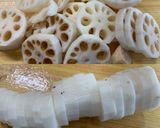 超簡単！旨い！長芋と蓮根のわさび醤油作り方1写真