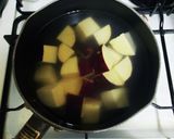 さつまいもと鮭のクリーム煮作り方1写真
