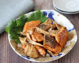 秋鮭と舞茸の甘辛炒め作り方5写真
