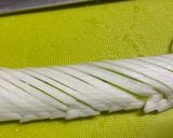 鍋にネギたっぷり鶏団子。シンプルが一番。作り方4写真