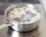 たっぷりソースで【チーズクリームニョッキ作り方6写真