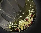 ワンパン！じゃがバター醤油ペペロンチーノ作り方2写真