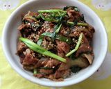 肉ニラ炒め丼♪作り方2写真
