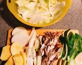 麺つゆ&ごま油のにんにくガツンと豚バラ鍋作り方1写真