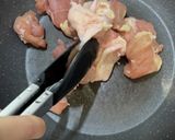 トマトとチーズのチキン煮込み作り方1写真