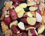 食欲そそるさつまいもと鶏もも肉の甘酢焼き作り方5写真