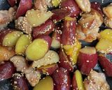 食欲そそるさつまいもと鶏もも肉の甘酢焼き作り方7写真