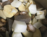 すきやき用牛肉とじゃがいもごぼうのだし煮作り方2写真