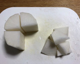 すき焼きのタレで車麩と大根としめじの煮物作り方3写真