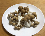 すき焼きのタレで車麩と大根としめじの煮物作り方5写真