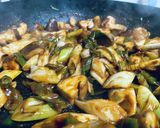 白ネギと椎茸の赤味噌炒め作り方8写真