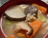 黒大根入り根菜たっぷりみそ汁作り方4写真