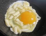 目玉焼き　チーズ×ほりにしアレンジ作り方2写真