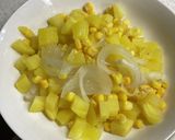 米粉で お惣菜パン風 ポテトコーンマヨ作り方3写真