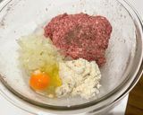 茶色いおかずの代表♡チーズハンバーグ作り方4写真