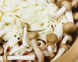 プチッと鍋●キムチーズの餅煮込みうどん鍋作り方2写真