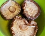 炊き込みご飯【鶏肉＊ゴボウ＊きのこ入り】作り方1写真