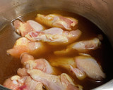 手羽元と大根のさっぱりだしカレー風味煮作り方1写真