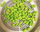 材料2つ混ぜるだけ♪トマトと枝豆のサラダ作り方2写真
