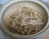 白菜と豚バラの鍋~ごま味噌仕立て~作り方3写真