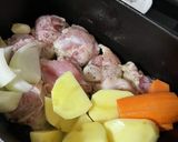 炒めて煮る☆あっさりコンソメ鶏肉ポトフ作り方2写真