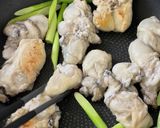 10分で！牡蠣のこっくりバター醤油炒め作り方5写真