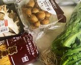 秋鮭きのこホイル蒸し！菊菜と豆腐のおつゆ作り方2写真