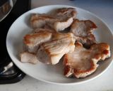 豚肉に甘酸っぱいりんごソースを絡めて作り方2写真