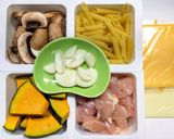 鶏もも肉とカボチャのマカロニグラタン作り方1写真
