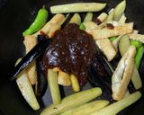 味噌辣油で茄子と油揚げの炒め作り方3写真