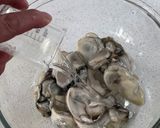 10分で！牡蠣のこっくりバター醤油炒め作り方2写真