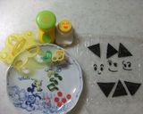キャラ弁　おむすびまん と こむすびまん作り方1写真