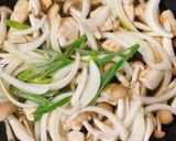 味付は白だしだけ♪ササミでつゆだく親子丼作り方9写真