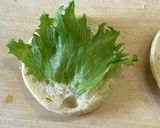 お惣菜のハムカツで簡単バーガー（ソース）作り方4写真