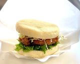 お惣菜のハムカツで簡単バーガー（ソース）作り方7写真
