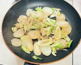 おつまみにも！白ネギとポテトのチーズ焼き作り方2写真