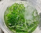 水菜を消費♪水菜とワカメのポン酢和え作り方1写真