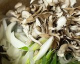 苦手でも食べられる　舞茸とえのきのスープ作り方2写真