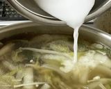 苦手でも食べられる　舞茸とえのきのスープ作り方7写真