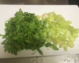 セロリと油揚げの炒め和え作り方1写真