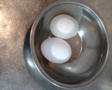 包丁要らず　レタスと落とし卵のお味噌汁作り方1写真