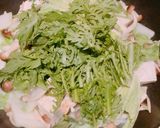 焼き豆腐と春菊のシンプル塩ダレ炒め♪作り方4写真