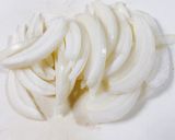 卵と玉ねぎのみそ汁作り方1写真