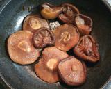 椎茸の含め煮　バルサミコ酢でノンシュガー作り方5写真